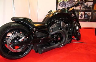 Custom выхлопная система с керамическим покрытием Black на Мотобайк 2013