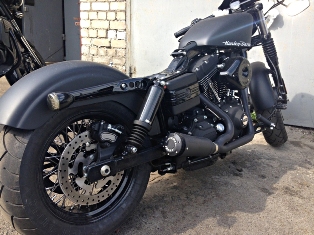 Тюнинг выхлопной системы H.D. для компании W.G.C.